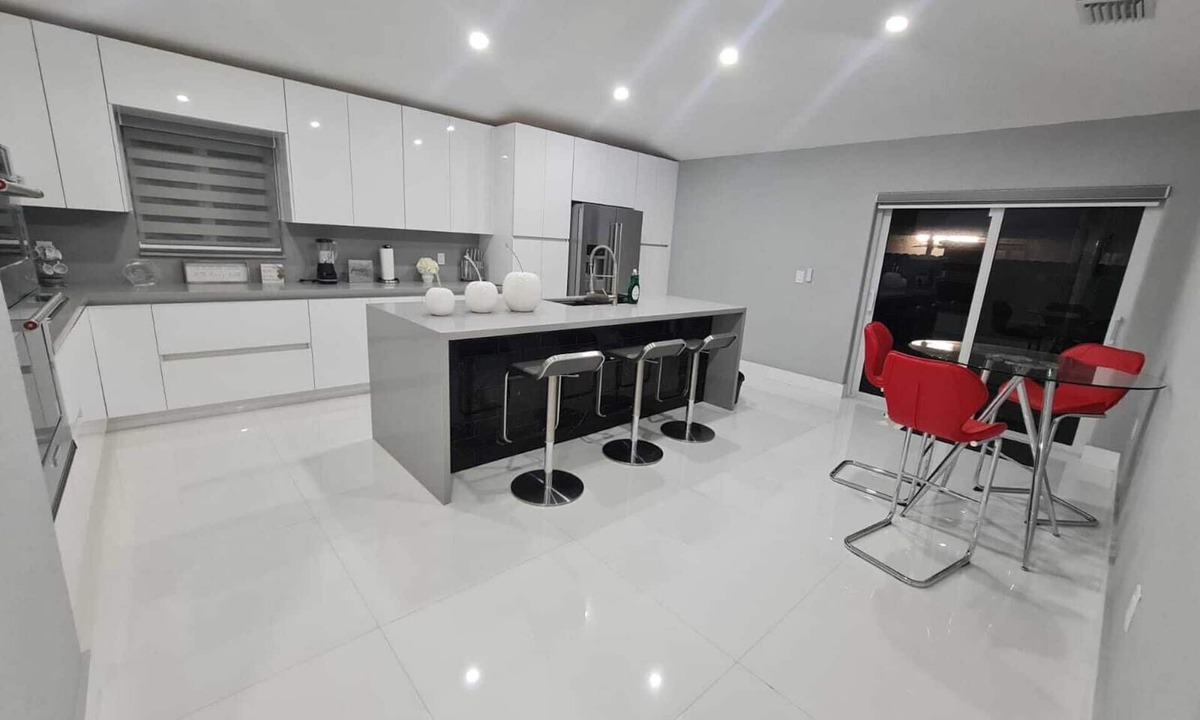 Hialeah Gardens House | Is A Very Confortable House