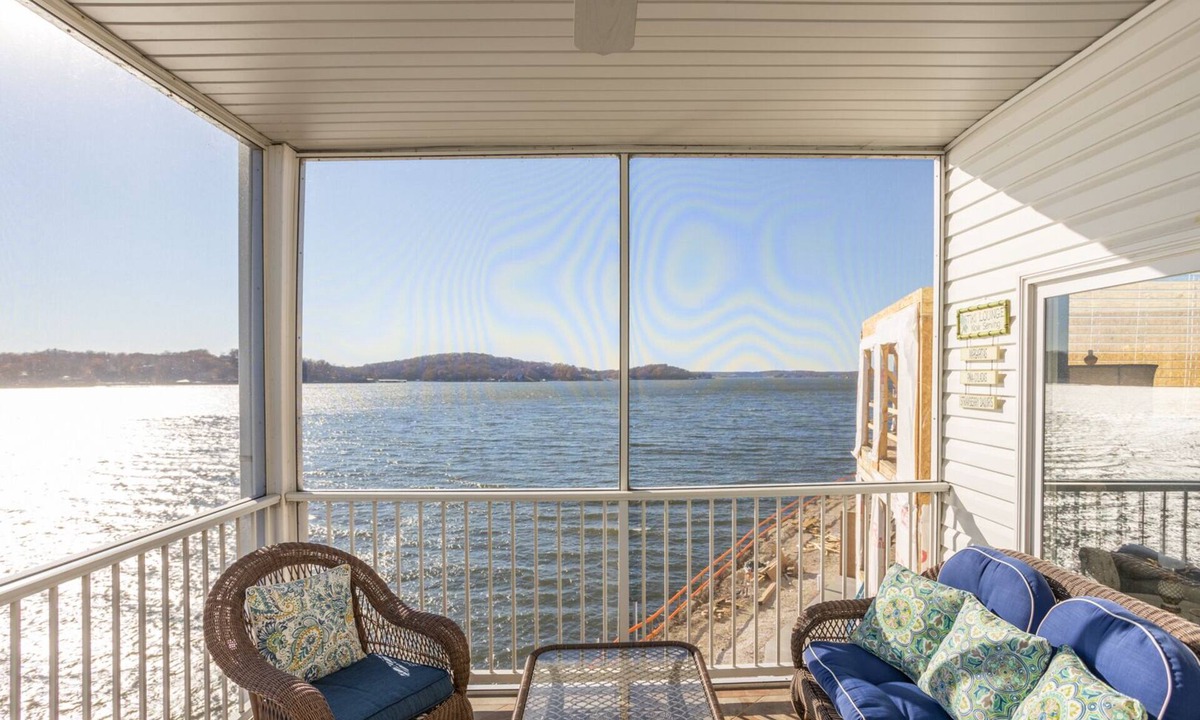 Rocky Mount Condo | Isla Del Sol N-306 - Enjoy a Panoramic Lake View!