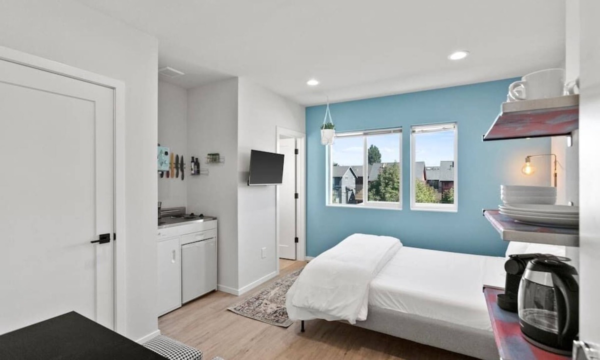 Whittier Heights House | Isla's sweet suite - Micro Studio - 91Walkscore