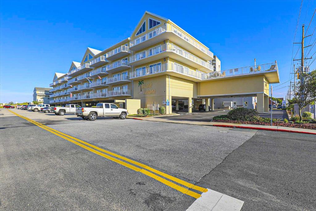 Midtown Ocean City Hotel | Island Cabana