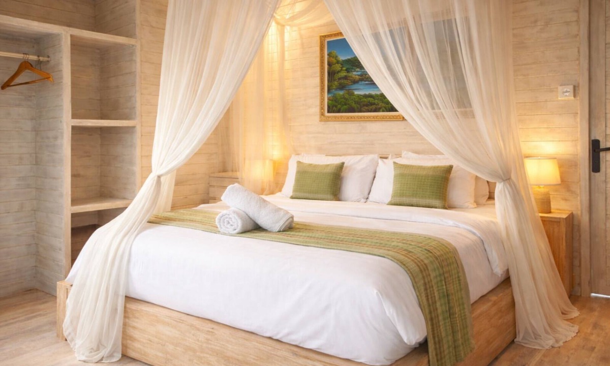Mushroom Bay Hotel | Island Cabanas Tropical Retreat in Nusa Lembongan