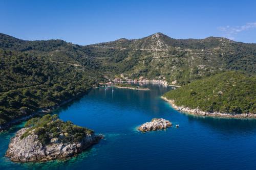 Prozurska Luka Apartment | Island Getaway apartments Mljet
