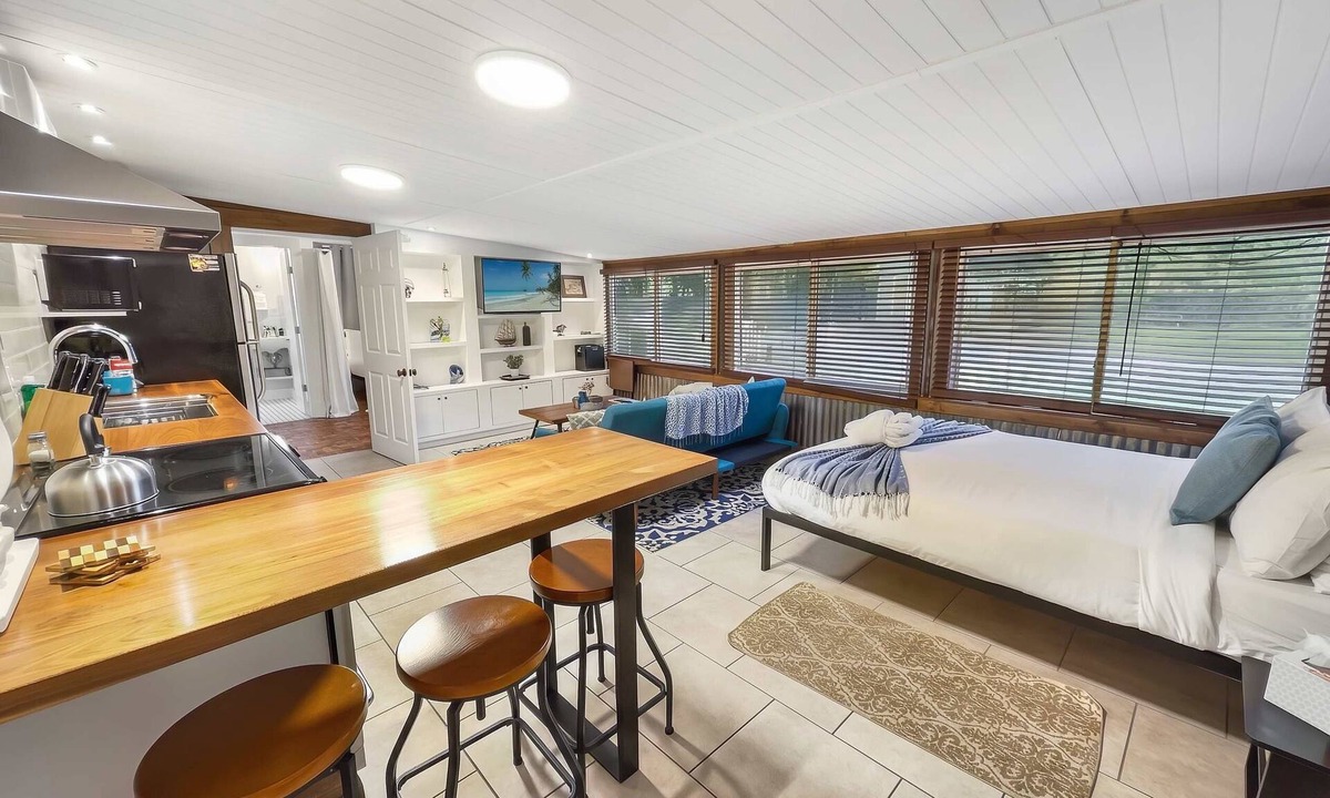 Charleston House | Island Hideout
