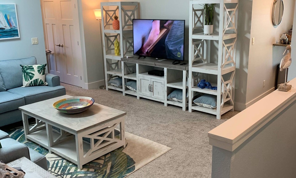 Dunedin Apartment | Island Oak Apartment