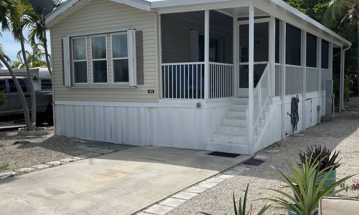 Cutthroat Harbor Estates Resort | ISLAND PARADISE