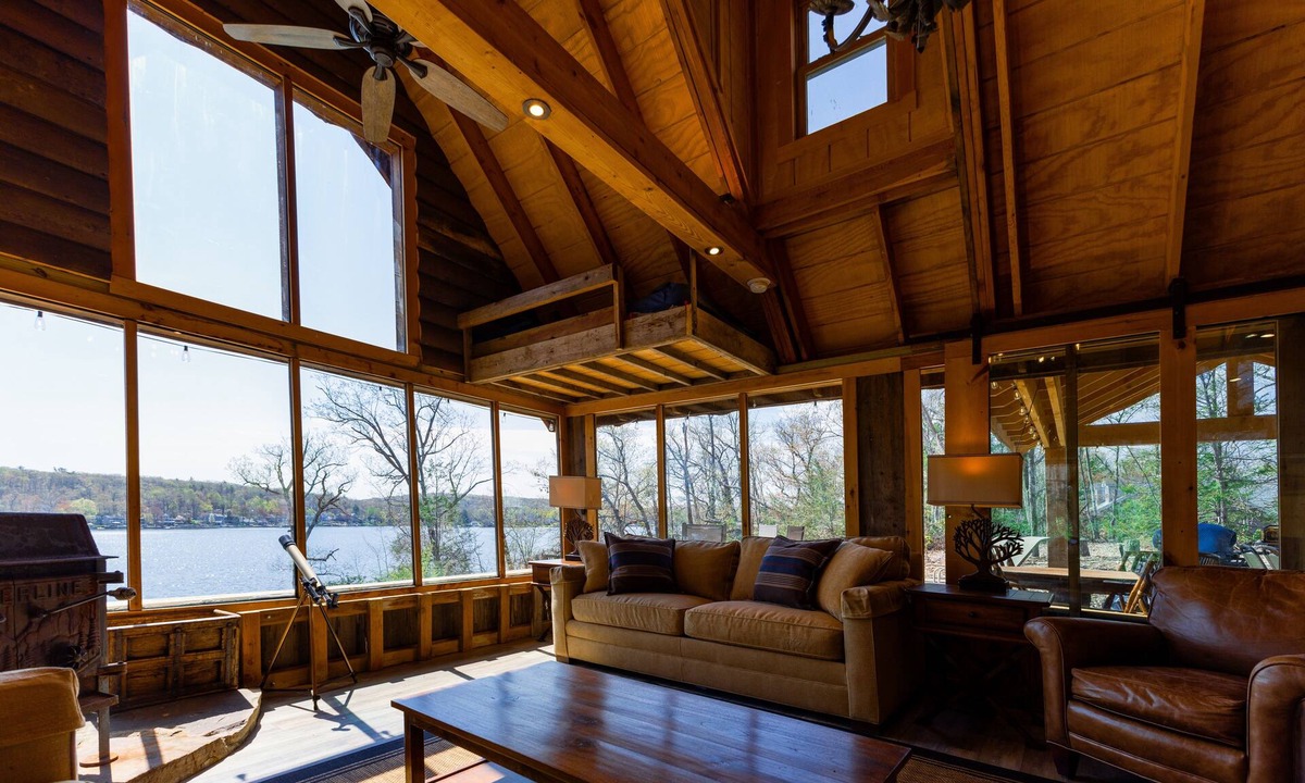 Hewitt Cabin | Island Paradise Vacation