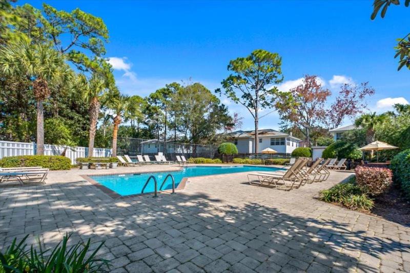 Saint Simons Heights Apartment | Island Time