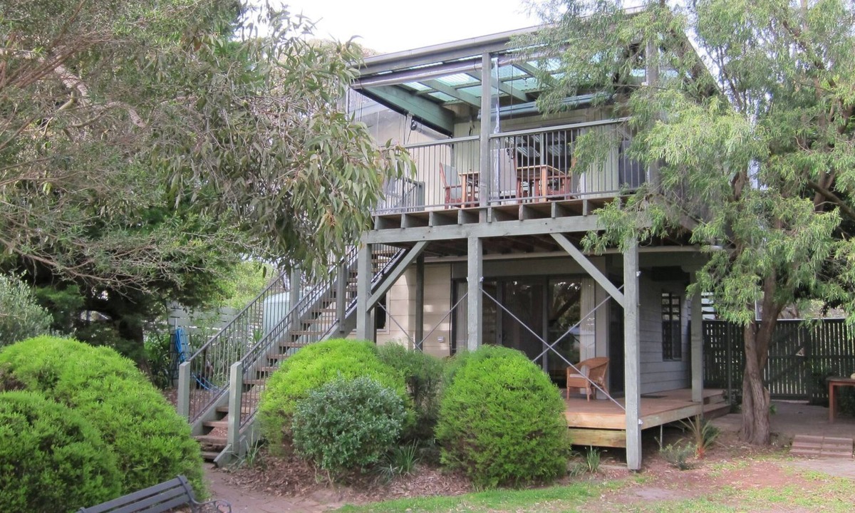 Ventnor House | Island Tree House in Ventnor