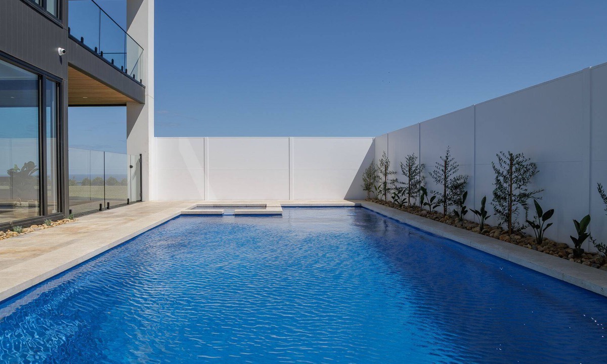 San Remo House | Island View in San Remo