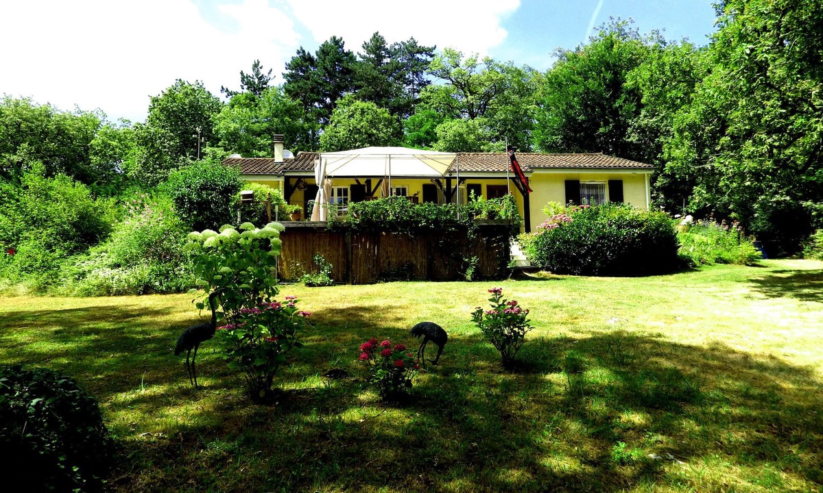 Baladou House | Isolated tranquil woodland setting.