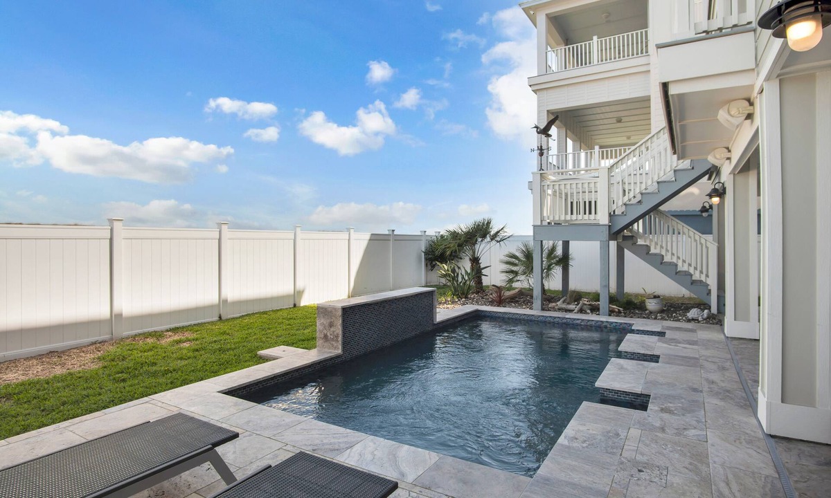 Port Aransas House | It'll Do | Private Pool, Beach Front, Amazing View