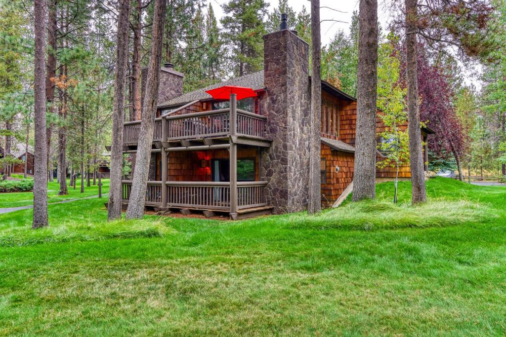 Sunriver Apartment | It's Always Sunny in Sunriver
