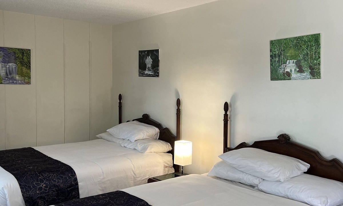 Grand Rapids Hotel | Itascan Motel