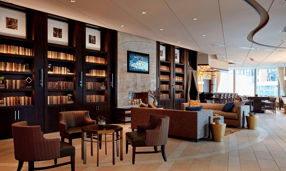 Ithaca Hotel | Ithaca Marriott Downtown on the Commons