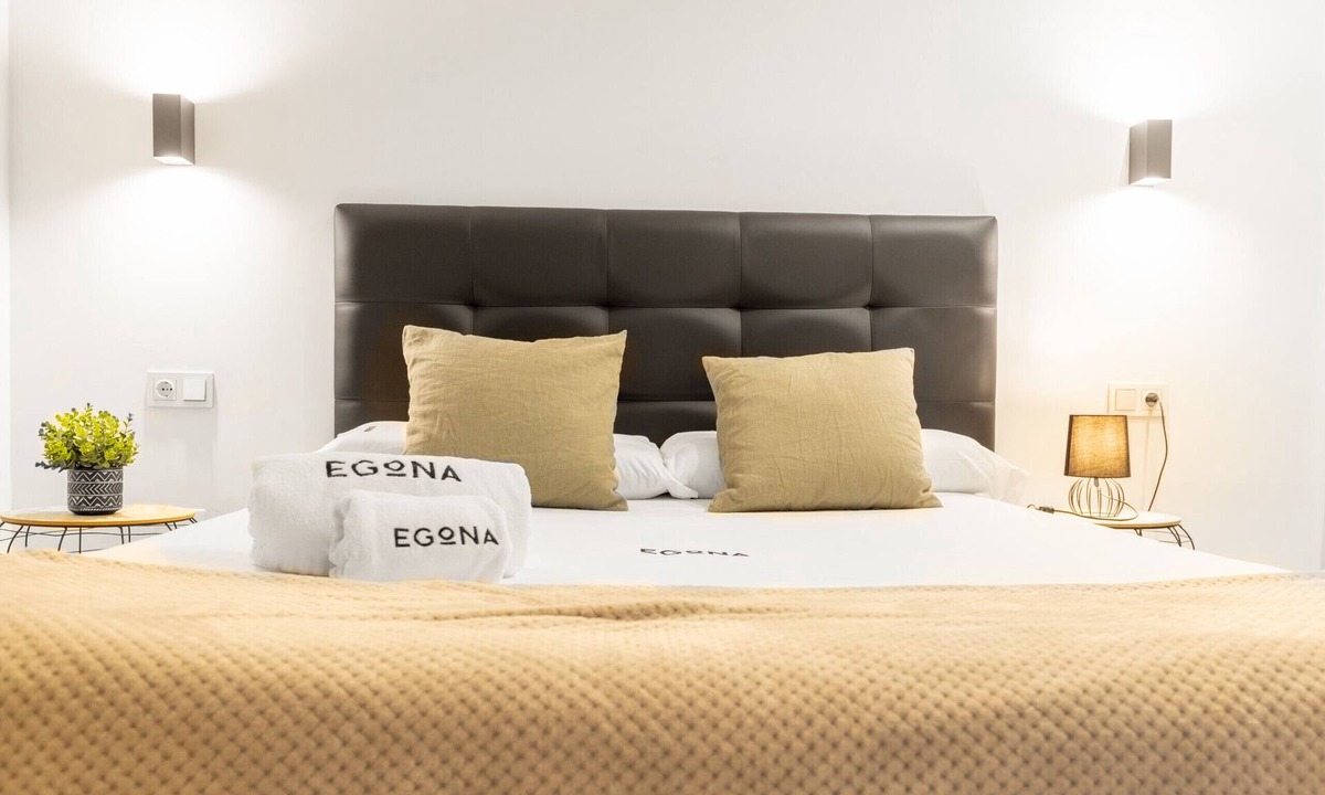 Zarautz Apartment | Itxaropena apartment 4 by Egona