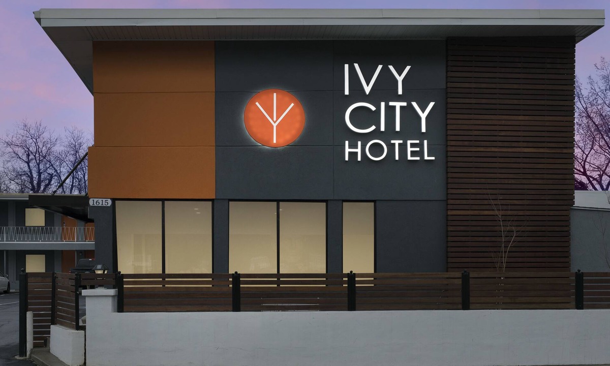 Northeast Hotel | Ivy City Hotel