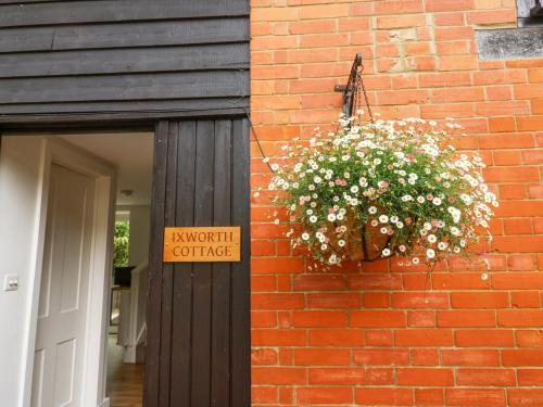 Ottery St Mary House | Ixworth Cottage