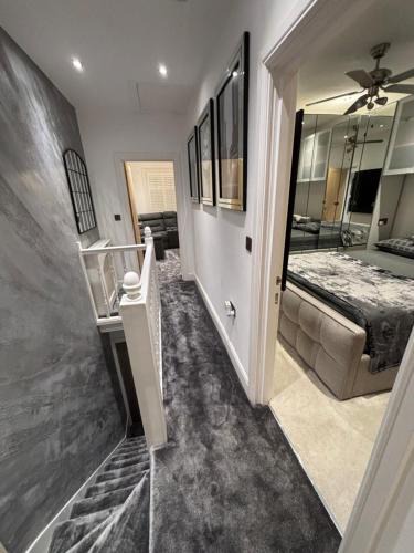 Ponders End Apartment | J A Property Rentals