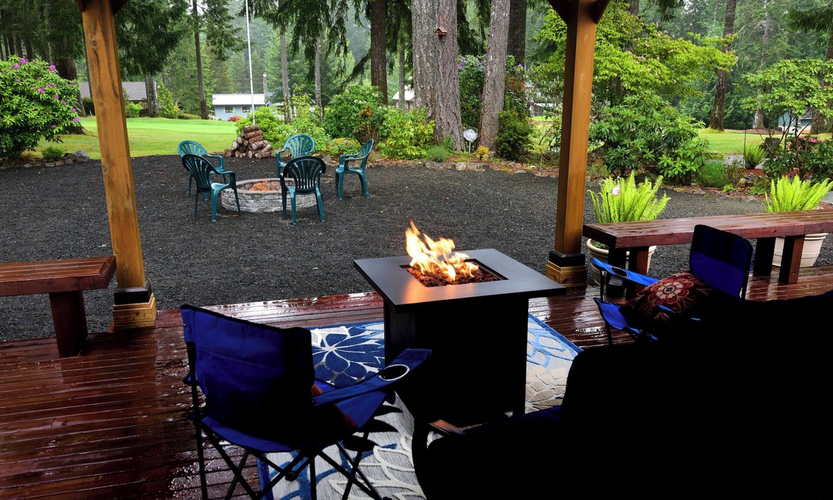 Shelton House | J and J Fairway View, Beautiful golf course
