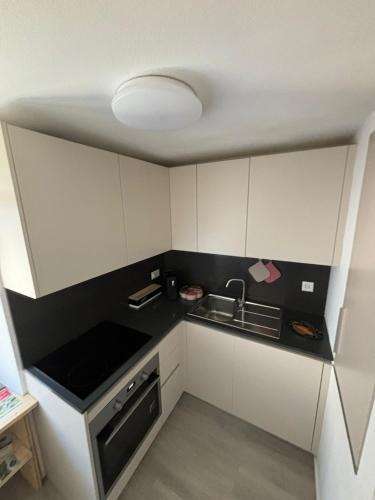 Riviera Apartment | J&D Comfort Apartment