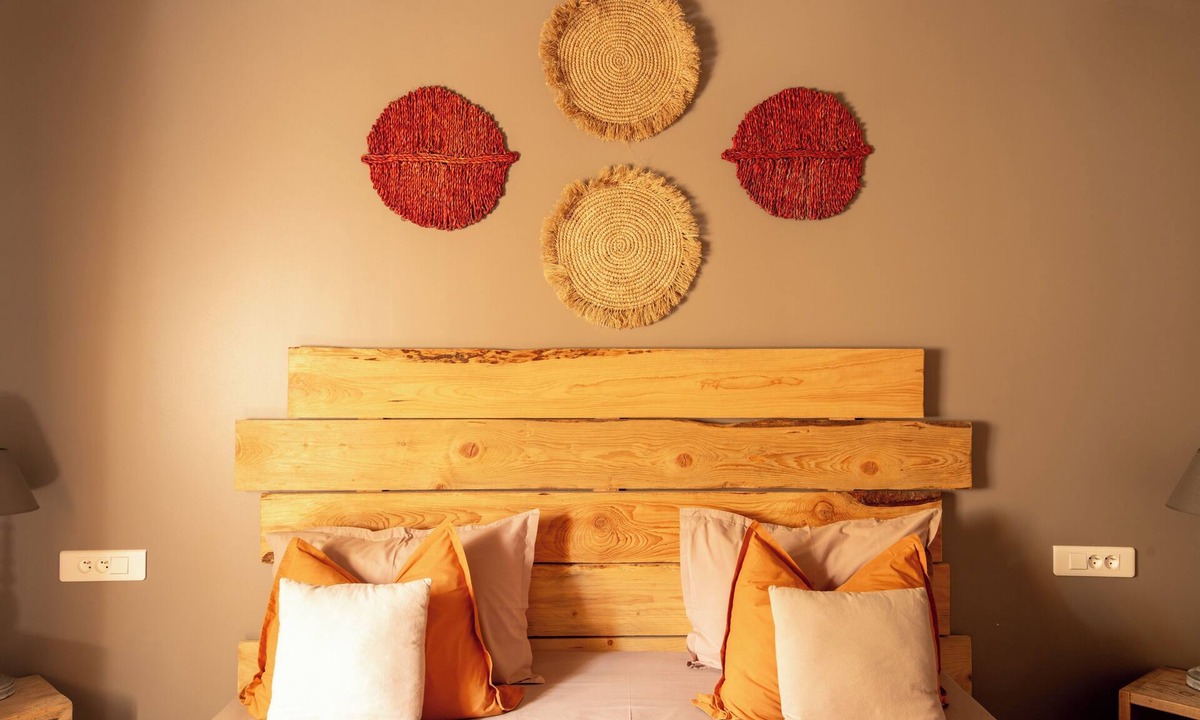 Saint-Loup-de-Naud House | J&J Room - Exceptional accommodation near Provins. www.jj-accommodation.fr