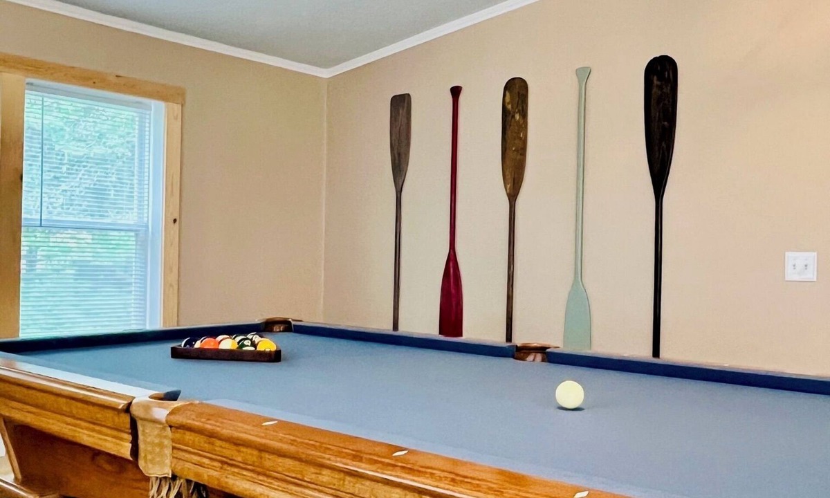 Marcell Cabin | Jack The Horse Lake Cabin -Pool Table-Wifi-Tub-Trails-Peaceful-Dining Closeby!