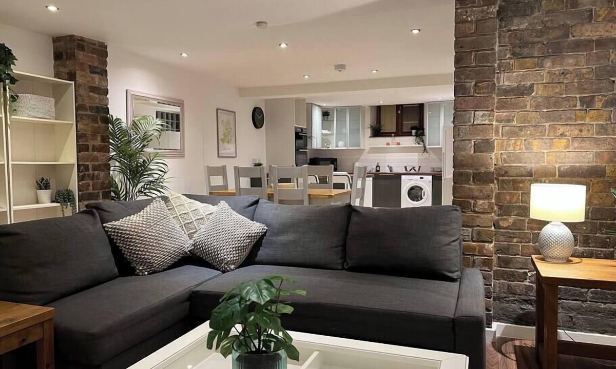 Jackfield House | Jackfield Old School