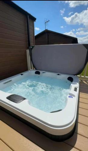 Malton Cabin | Jackson Lodge - Primrose