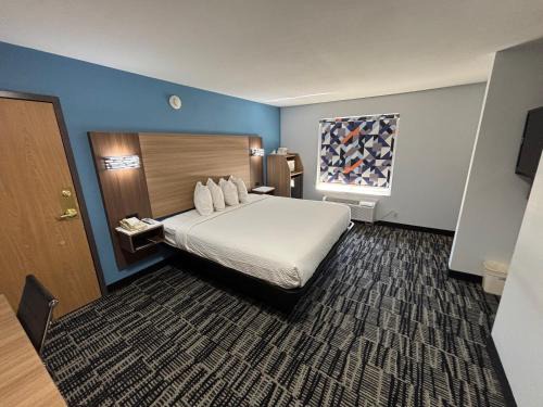South Jacksonville Hotel | Jacksonville Inn & Suites