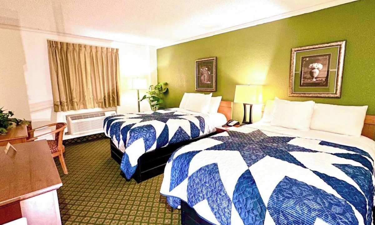 Jacksonville Hotel | Jacksonville Inn