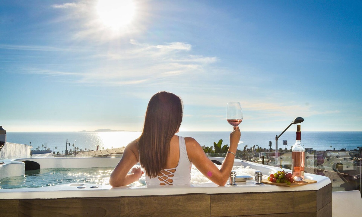 El Sauzal House | Jacuzzi Pool Spa Ocean View 4bd 5ba House