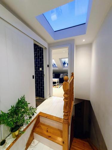 Boleyn House | Jacuzzi Suite