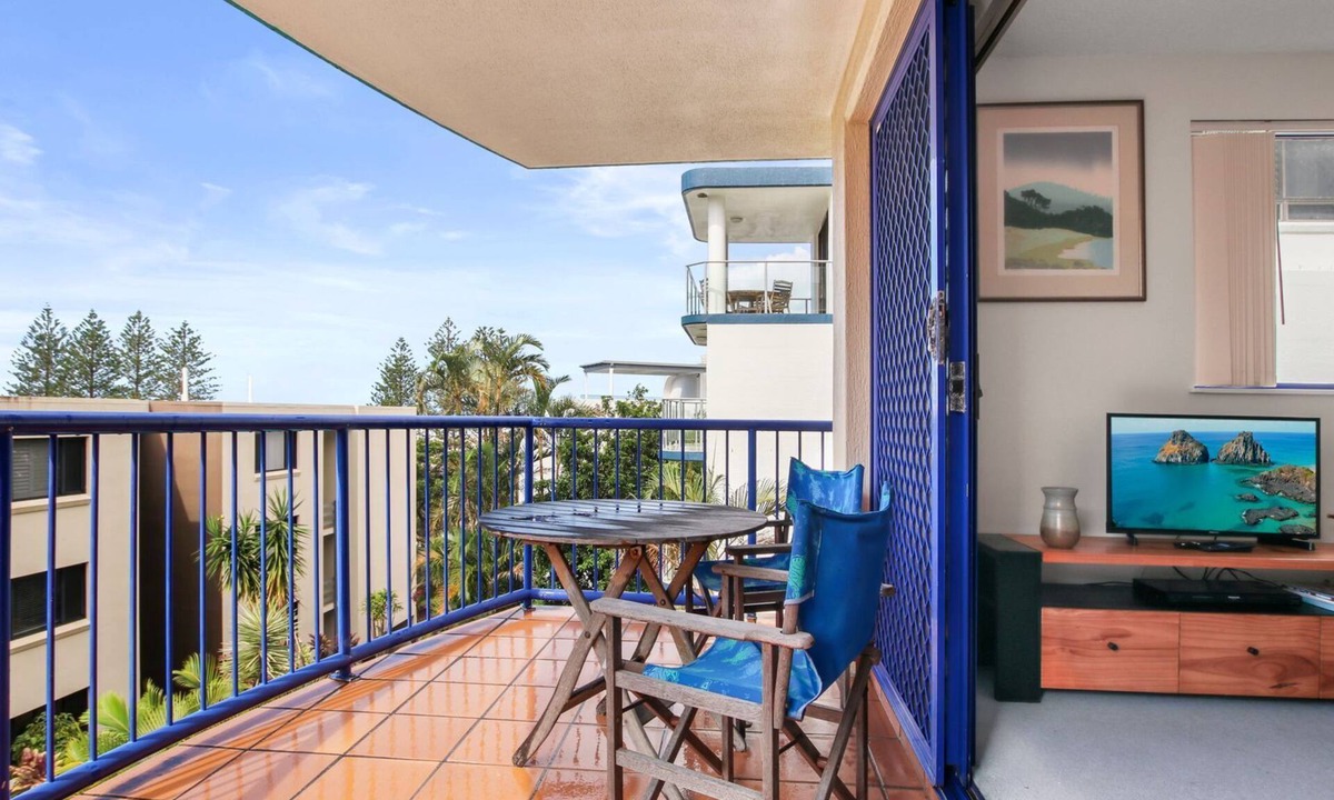 Caloundra Apartment | Jade Waters U4/ Latona Ave