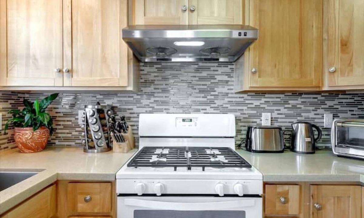 West Alameda House | JadeHome - Townhome style