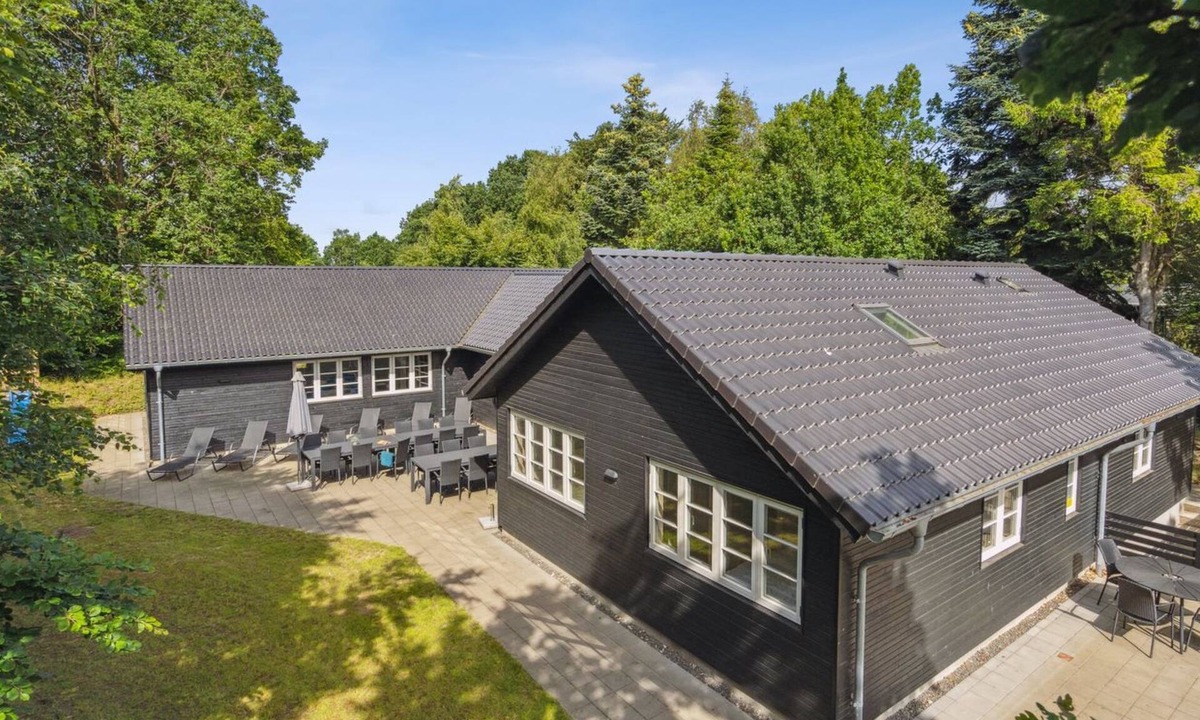 Hvidbjerg Strand House | "Jalina" - 200m from the sea by Interhome