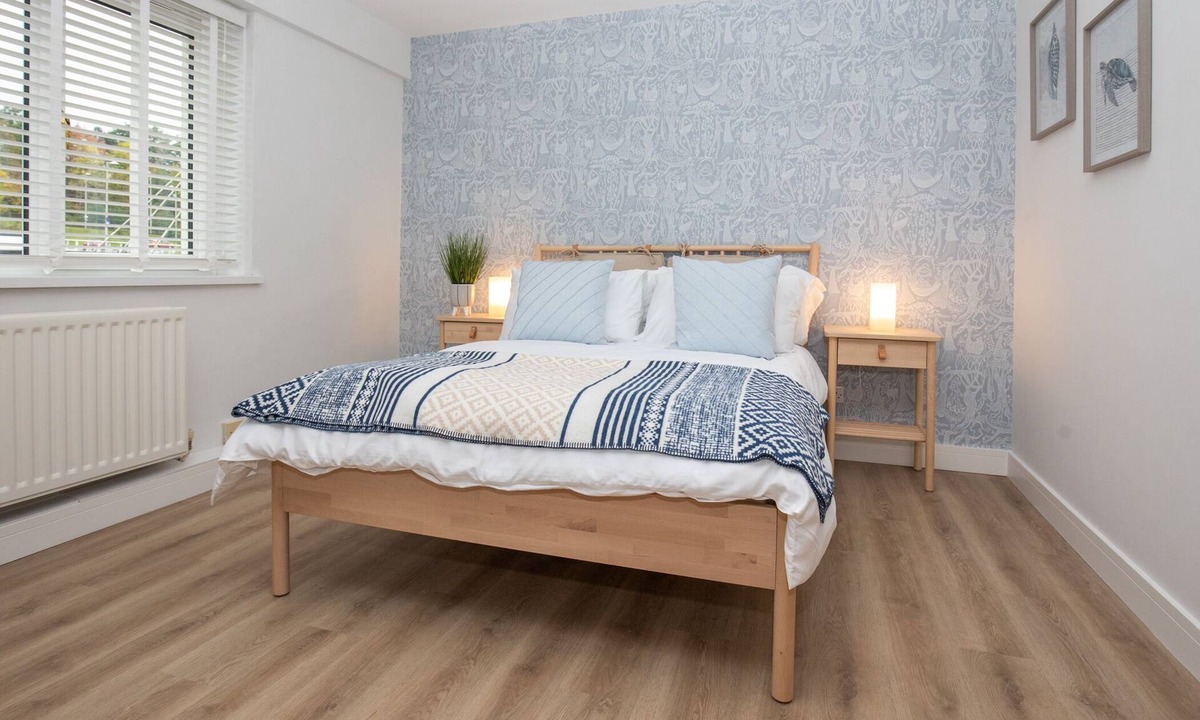 Merthyr Tydfil Apartment | James' Place @ The Taff