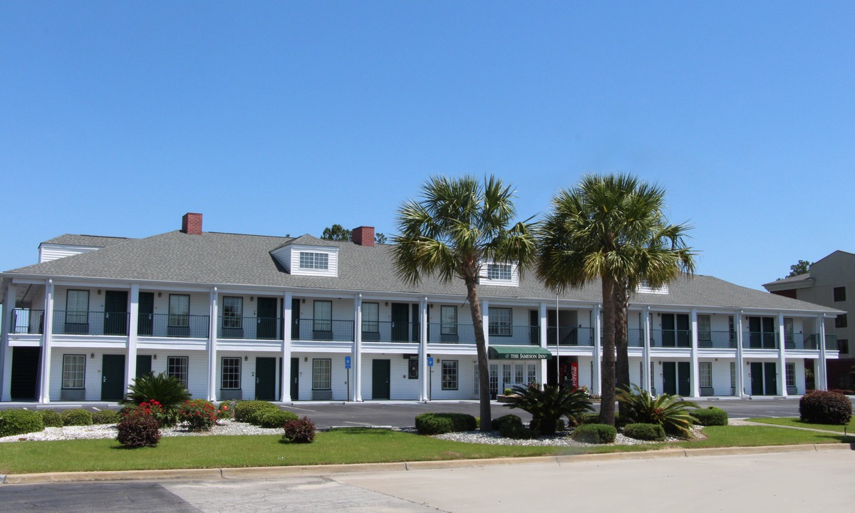 Douglas Hotel | Jameson Inn Douglas