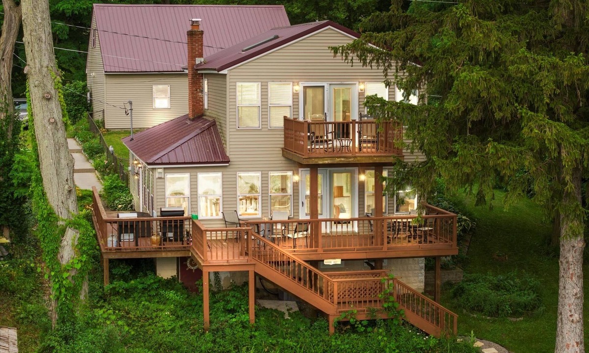 Jamesville House | JamesvillLakehouse Retreat