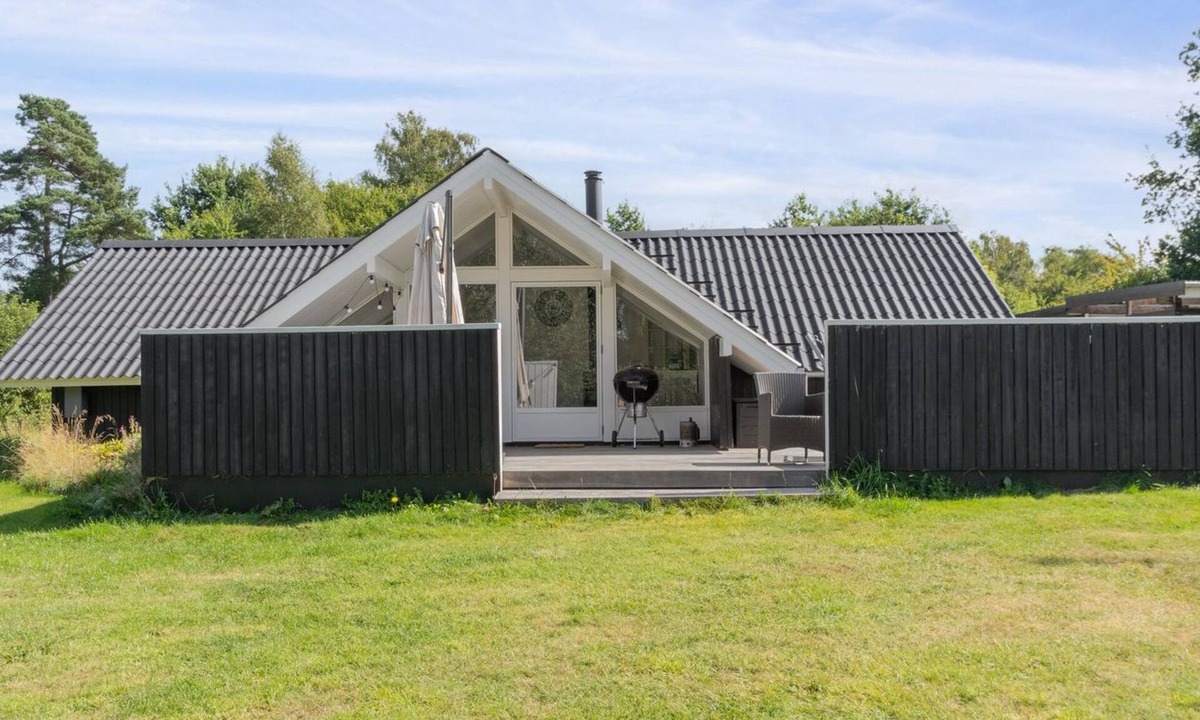 Udsholt Sand House | "Janik" - 1.3km from the sea by Interhome