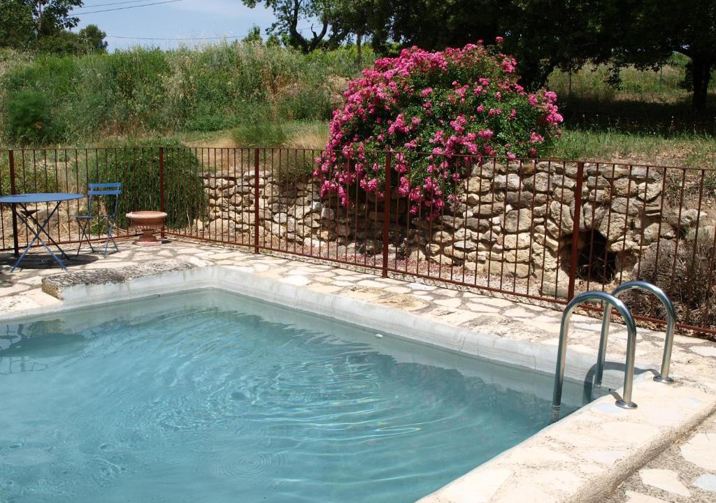 Ansouis Bed & Breakfast | jardin d'antan