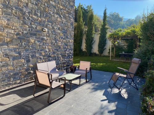 Latas Apartment | Jardin de los Pirineos- Margas Golf