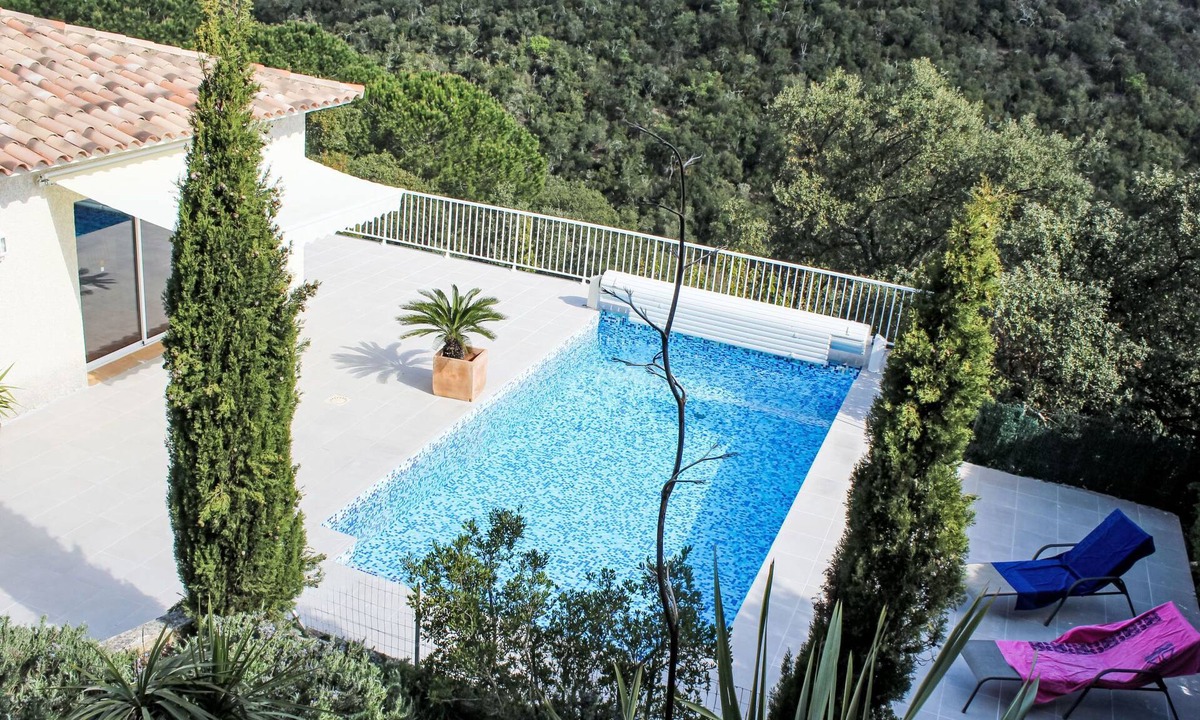 Llauro House | Jardins de Camille by Interhome