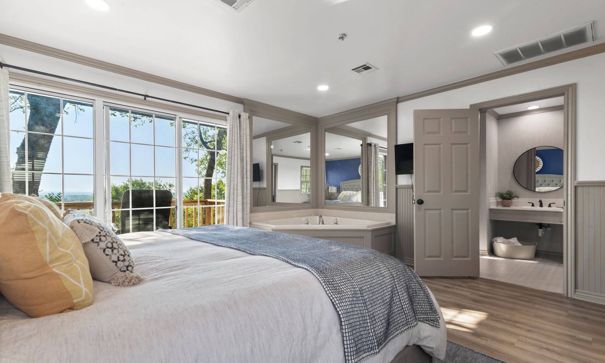 Ramona Resort | Jarrett Farm Resort