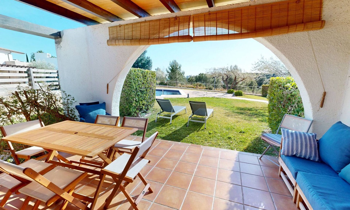 El Perello Ski Chalet | JASMIN LES OLIVERES