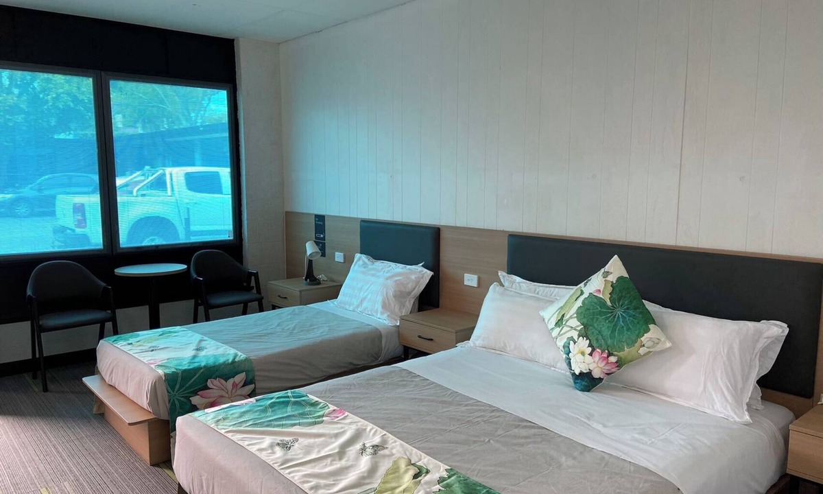 Hyde Park Hotel | Jasper Motor Inn