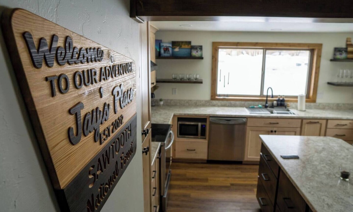 Fairfield Cabin | Jay's Place in Fairfield, ID