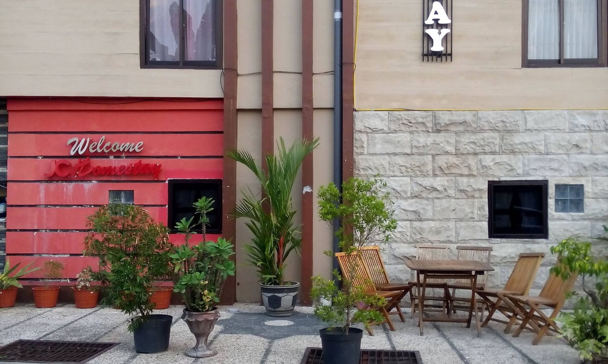 Jember Hotel | JC Homestay Jember