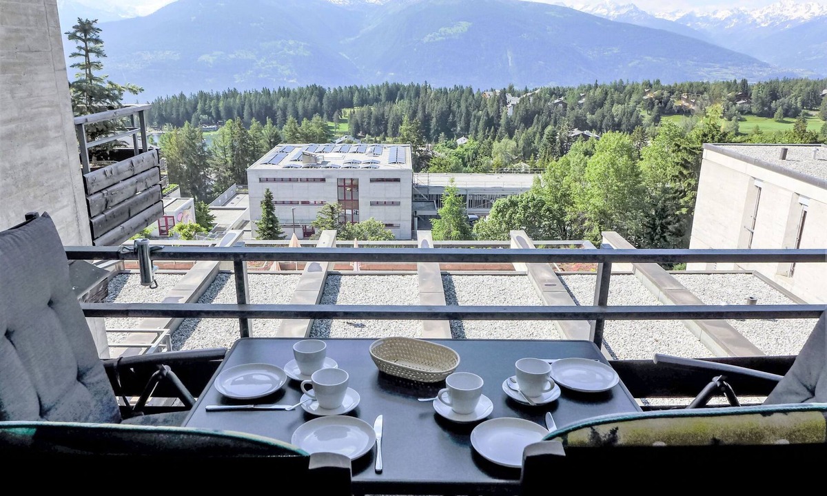 Montana Apartment | Jeanne D'Arc Apt. H2-49 by Interhome