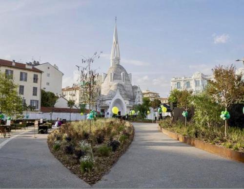 Liberation Apartment | Jeanne Darc