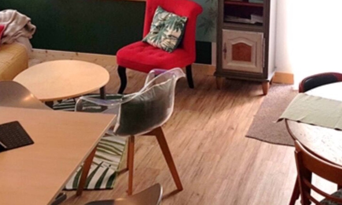 Saint-Maixent-l'Ecole House | Jeanne's is 79